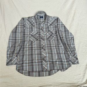 Vintage Wrangler Button Down Pearl Snaps